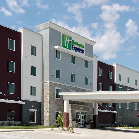 Holiday Inn Express Fargo Sw I94 Medical Center, An Ihg Hotel Dış mekan fotoğraf