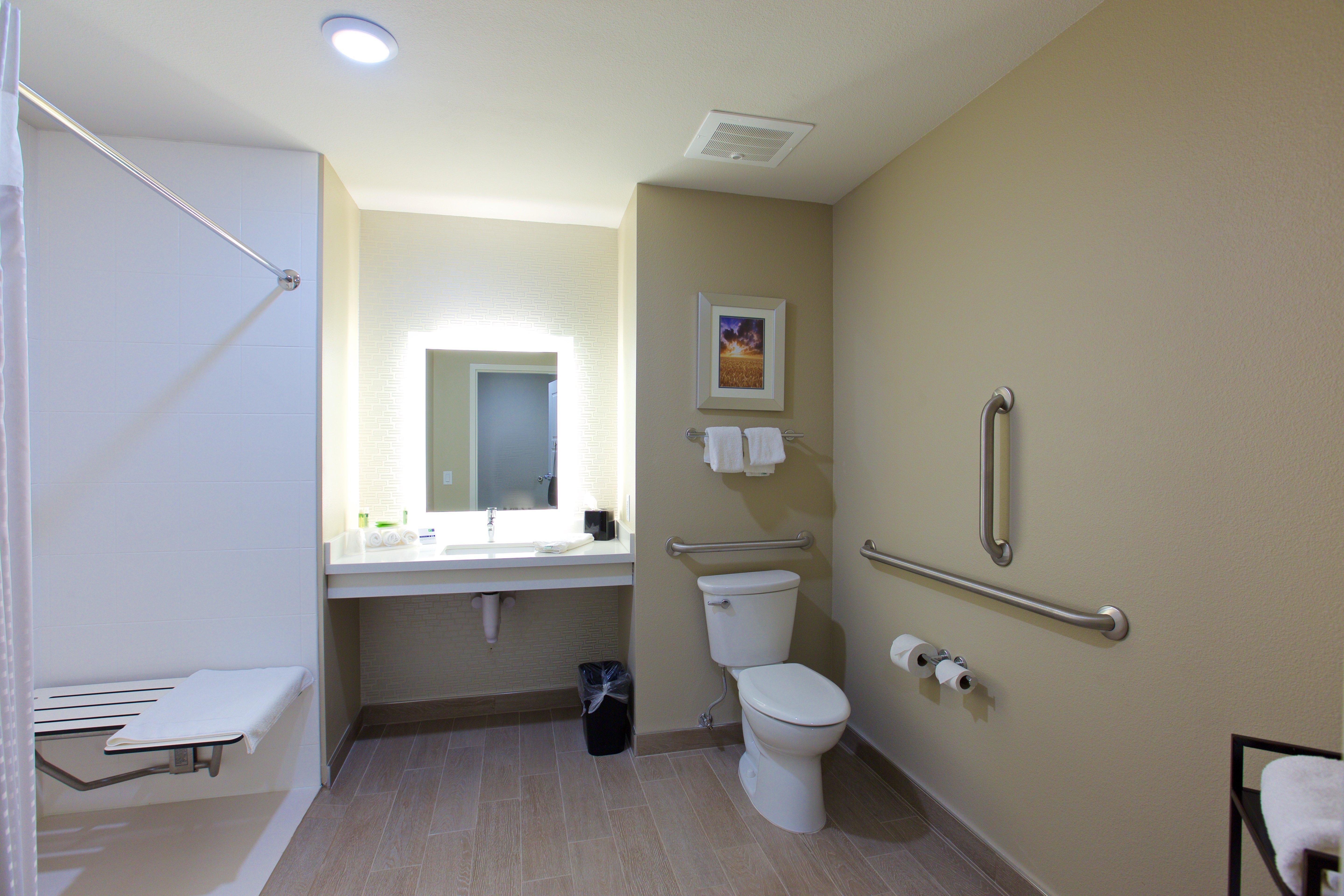 Holiday Inn Express Fargo Sw I94 Medical Center, An Ihg Hotel Dış mekan fotoğraf
