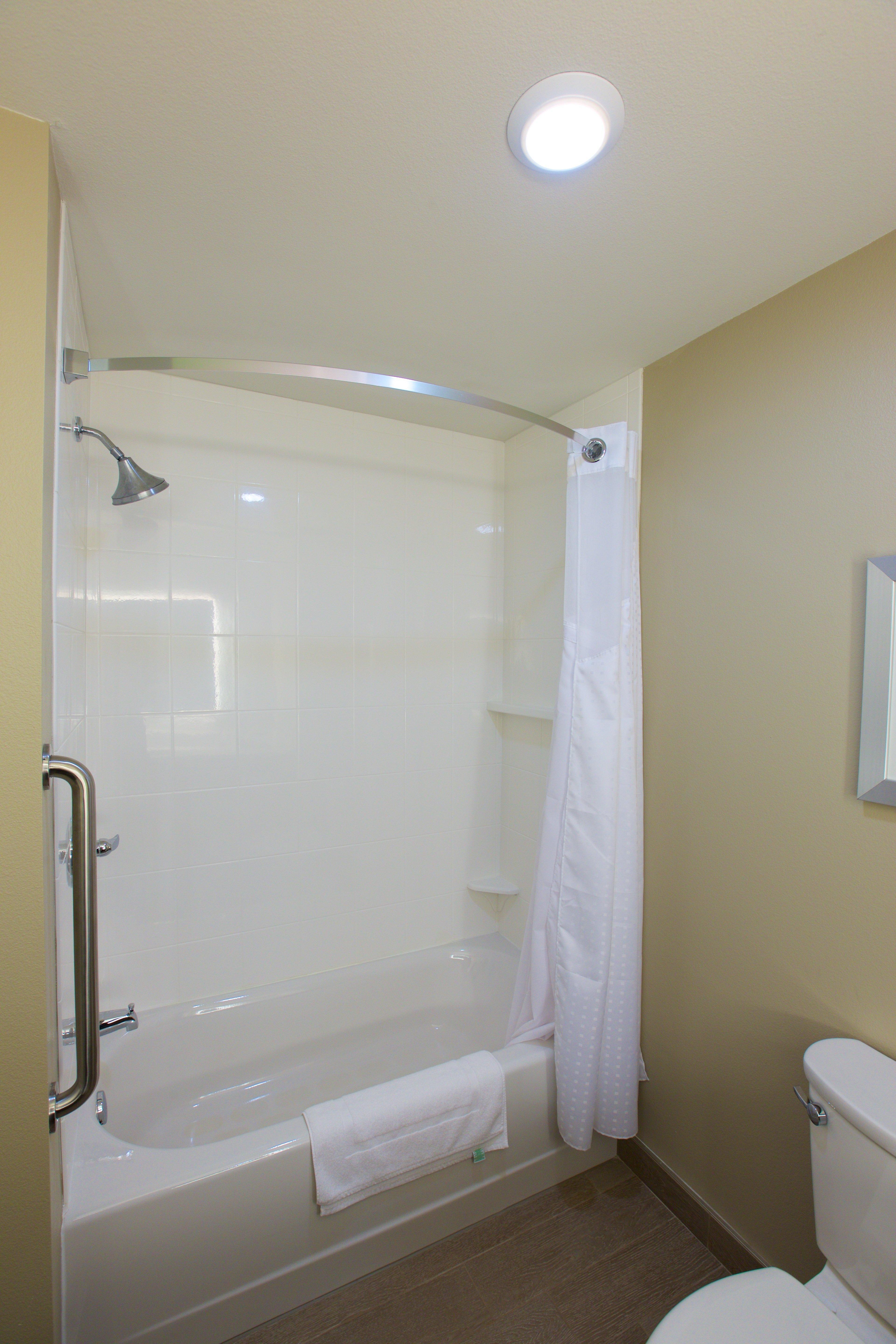 Holiday Inn Express Fargo Sw I94 Medical Center, An Ihg Hotel Dış mekan fotoğraf
